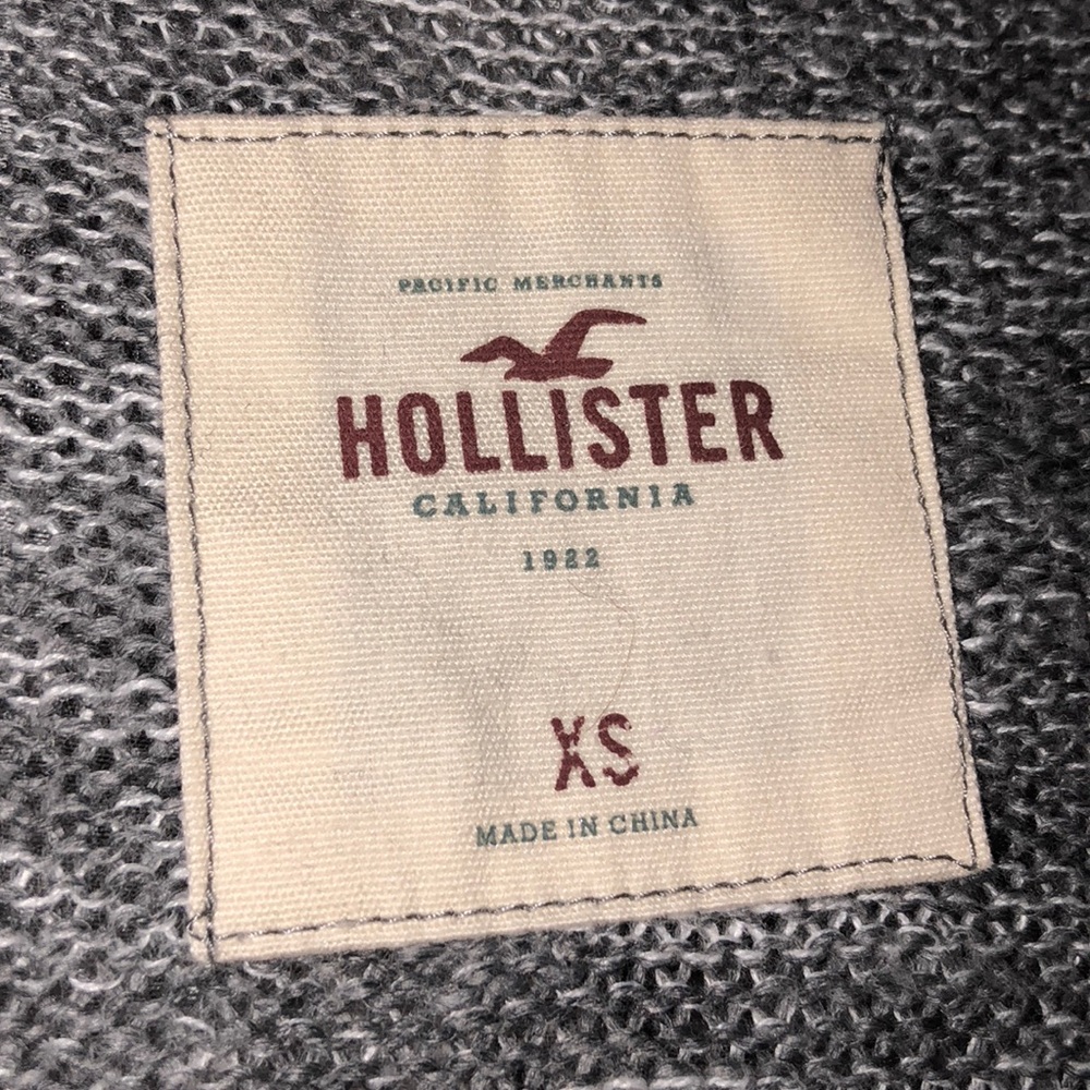 cardigan - Picture 3 of 4